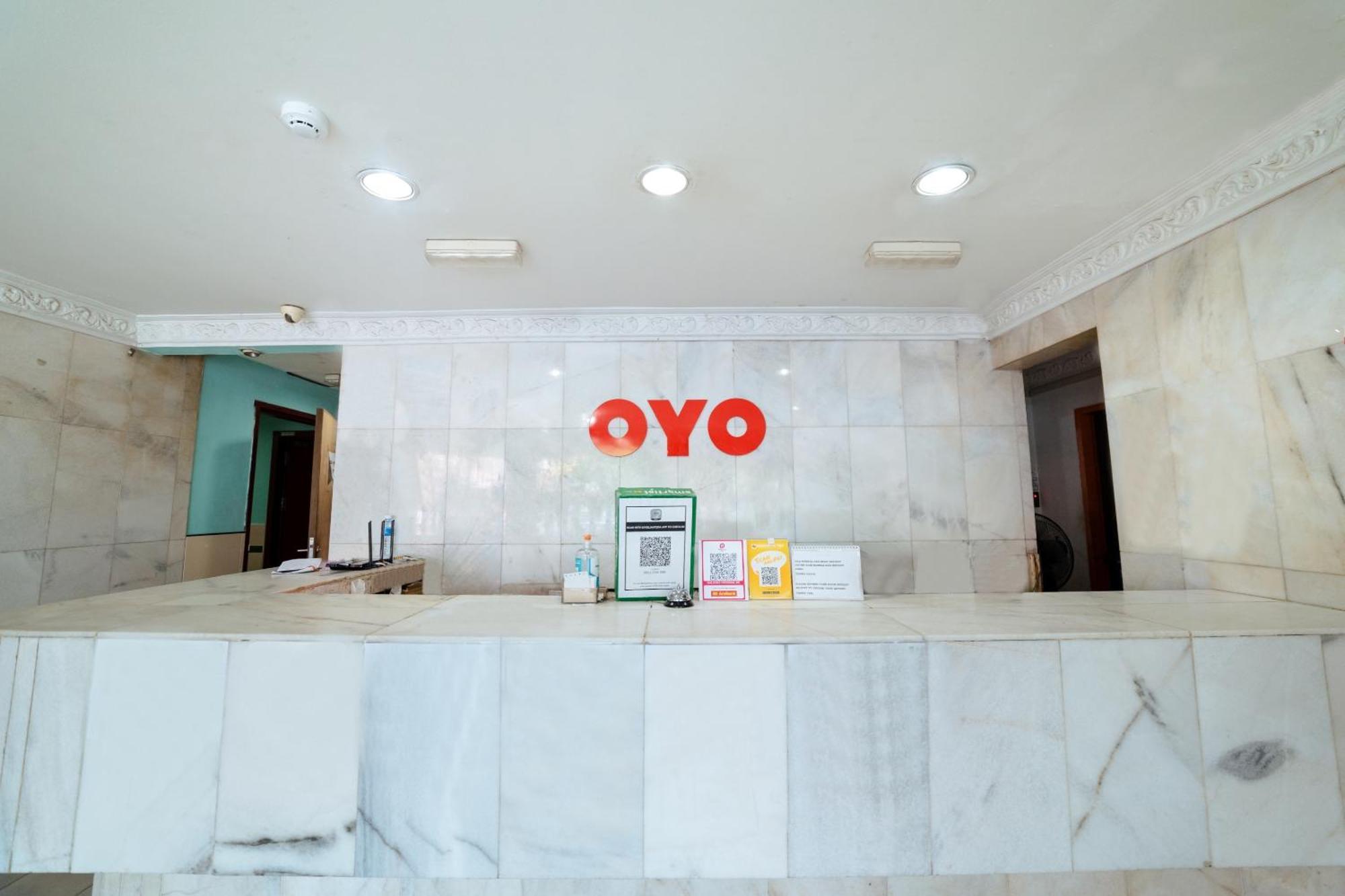 Oyo 90208 Milion Inn Мири Екстериор снимка