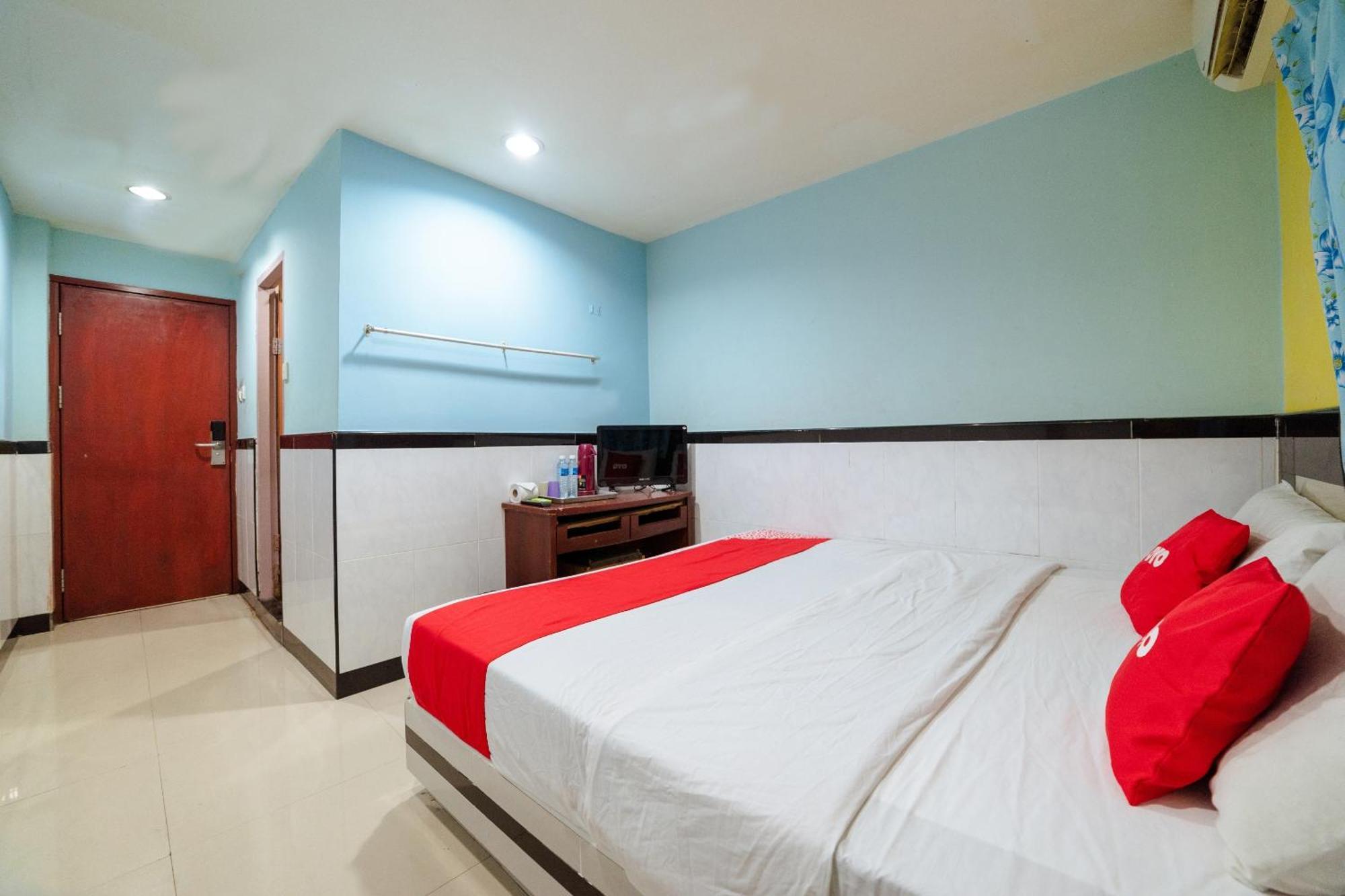 Oyo 90208 Milion Inn Мири Екстериор снимка